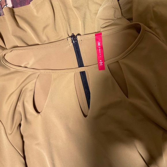 Beautiful chartreuse tunic in size XL by IC Connie - Picture 5 of 6